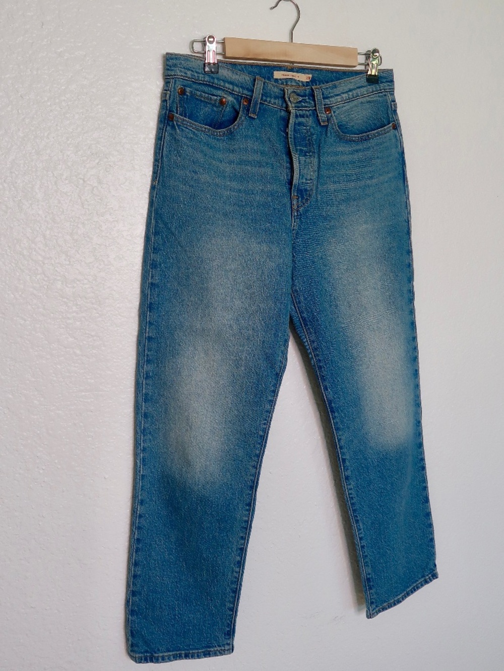 Levis jeans